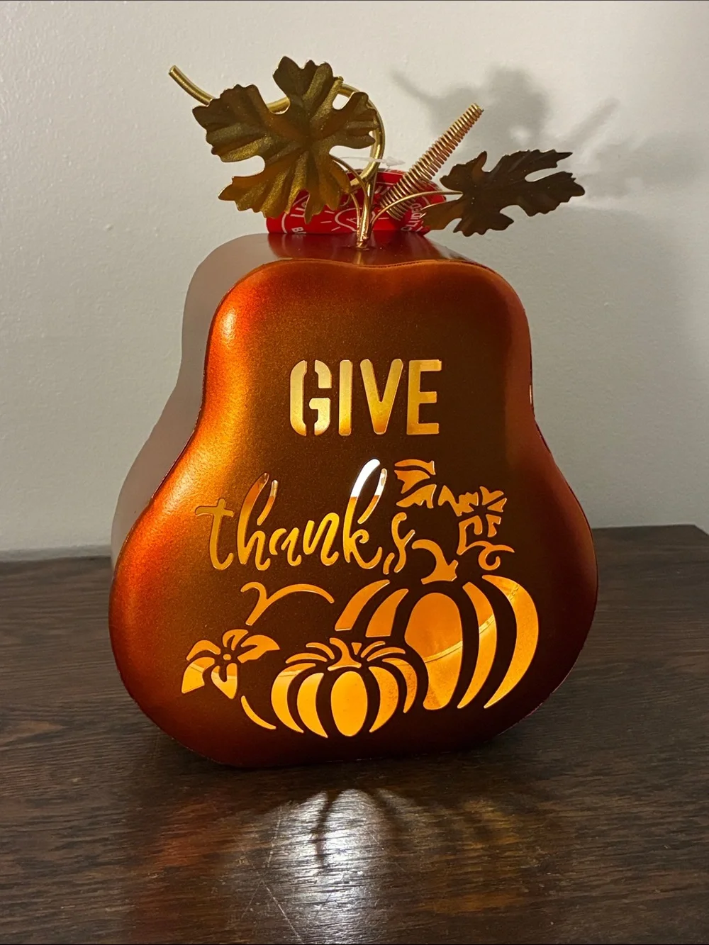 NWT-LED Light Up- Give Thanks-Orange Metal Pumpkin Decoration w/ Metal Leaves 🍁